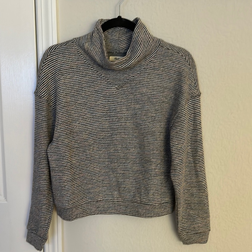 Madewell cowl neck turtle neck sweater size small S